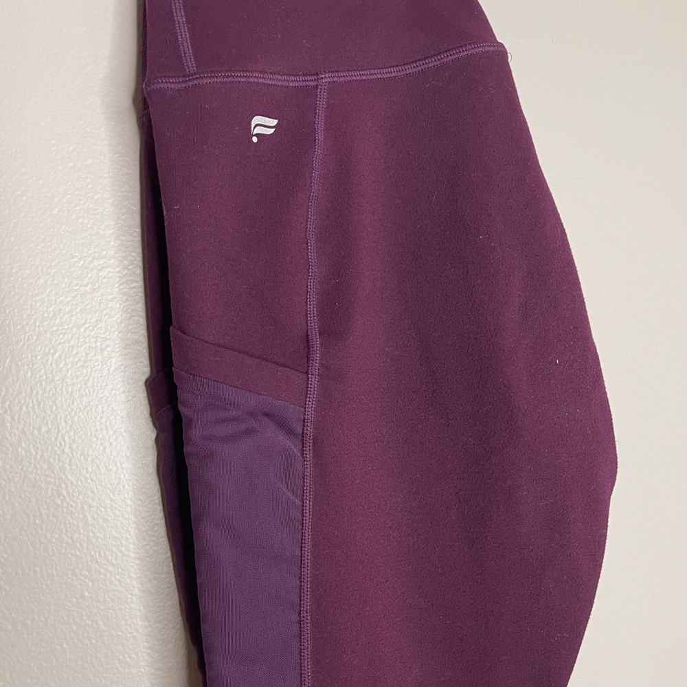 Fabletics Capri Length Leggings